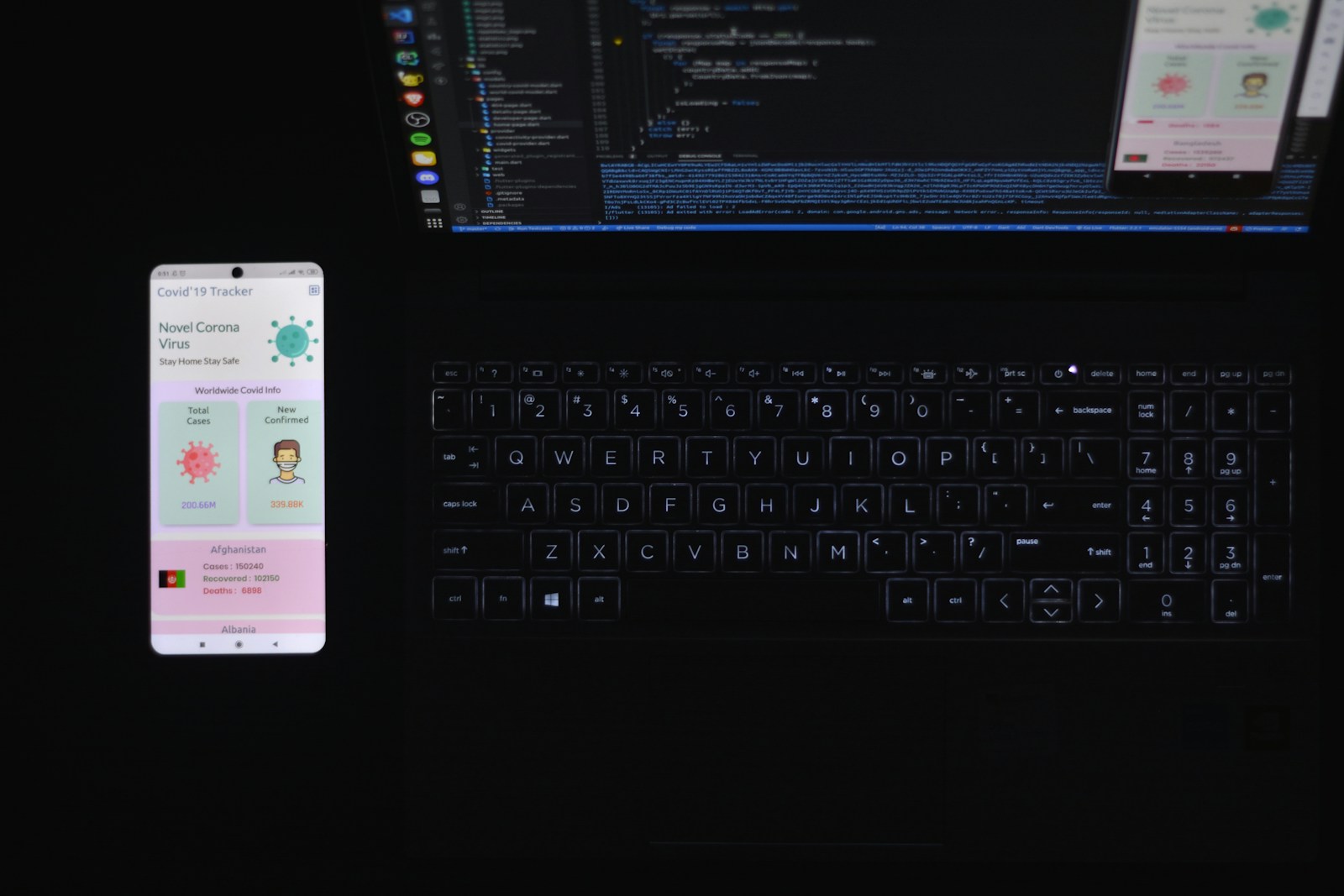 http://black%20and%20silver%20laptop%20computer